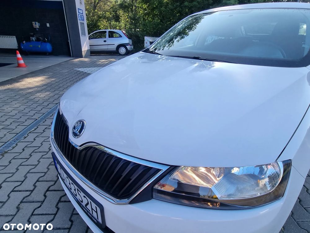 Skoda RAPID 1.2 TSI Ambition - 15