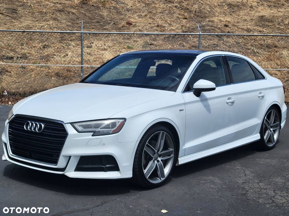 Audi A3 Sportback - 3