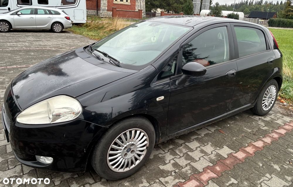 Fiat Grande Punto - 4