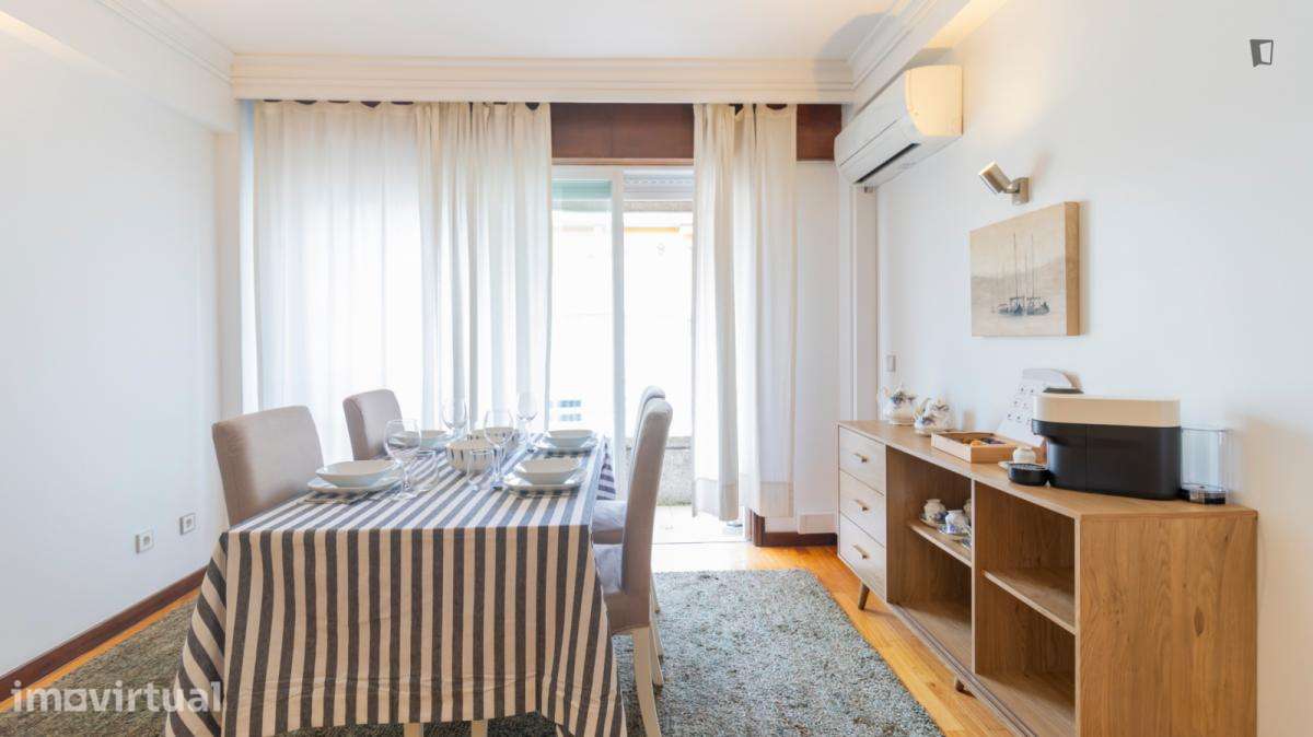 Apartamento com 1 quartos - localizado em Massarelos Porto - Grande imagem: 4/27