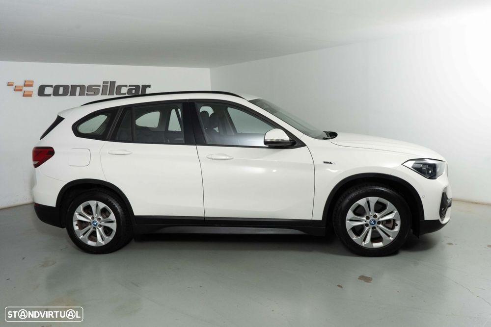 BMW X1 25 e xDrive Corporate Edition - 7