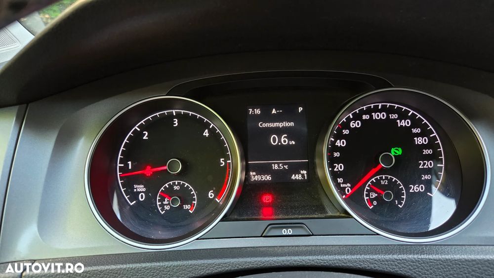 Volkswagen Golf 1.6 TDI DPF BMT DSG Trendline - 7