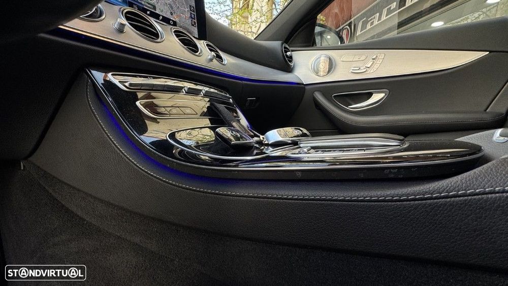 Mercedes-Benz E 300 de Avantgarde - 14