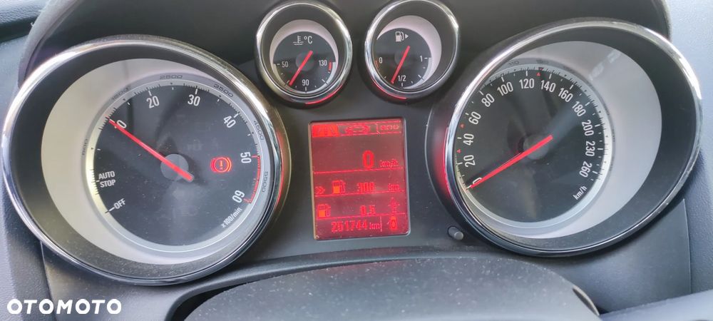 Opel Astra 1.6 CDTI Cosmo - 13