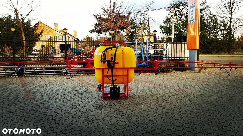 Opryskiwacz polowy 200/300/400/600/800L LANCA 8/10/12M - 10