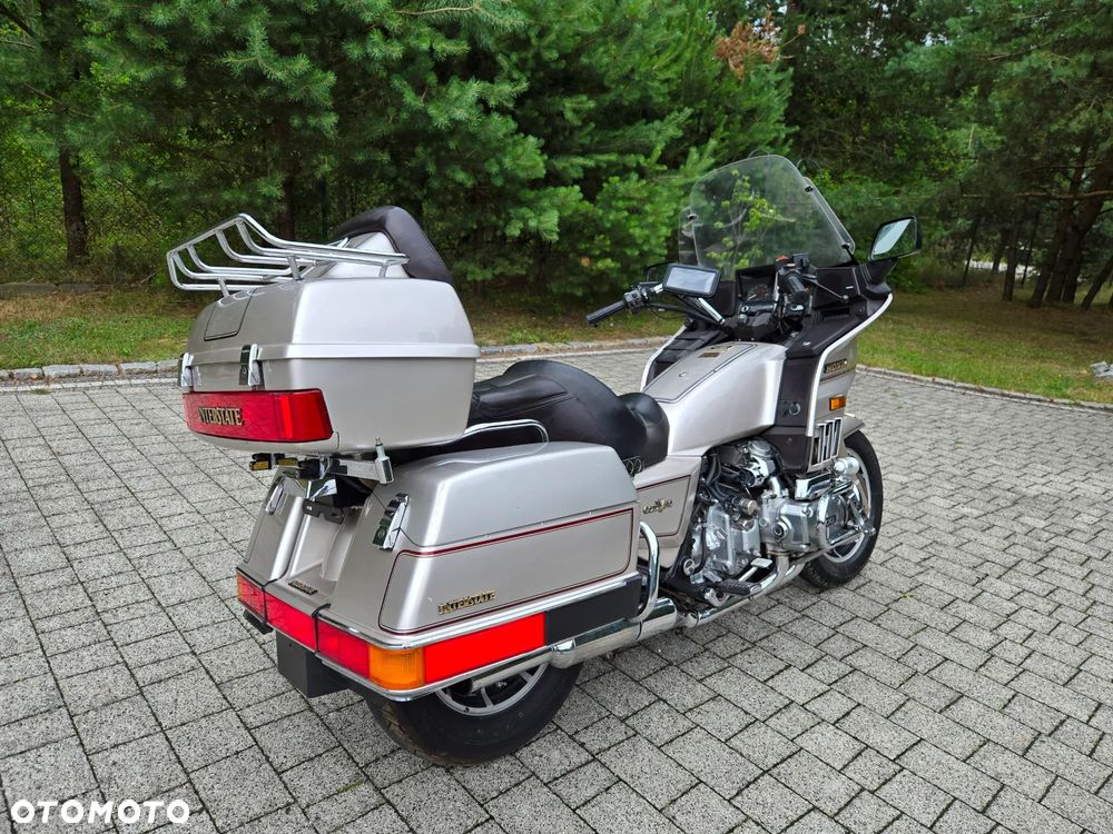 Honda GL - 8