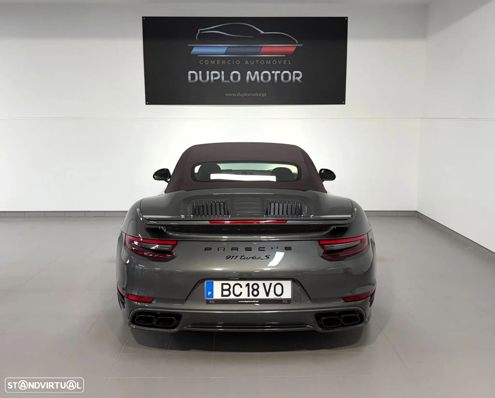 Porsche 911 (991) Turbo S - 11