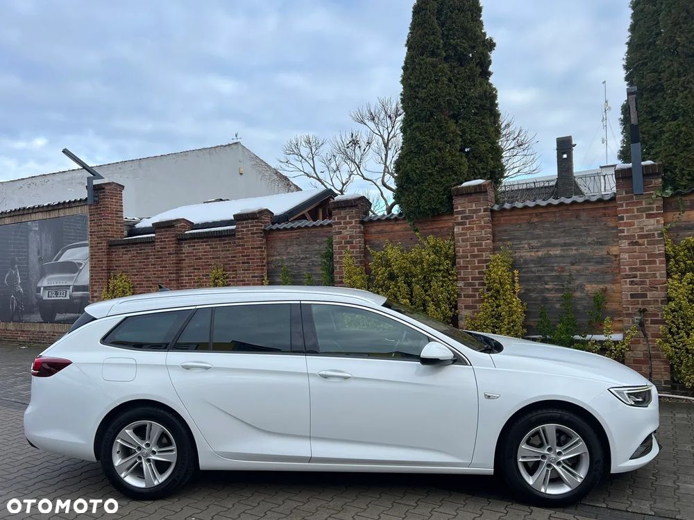 Opel Insignia - 11