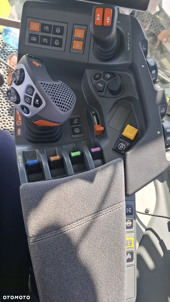 Claas AXION 960 CMATIC - 16