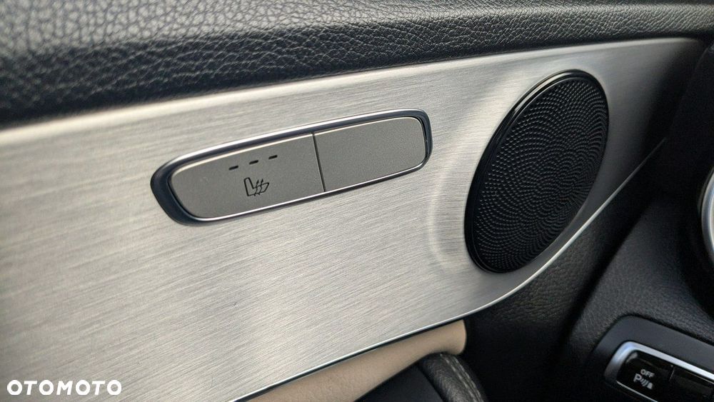 Mercedes-Benz Klasa C - 33