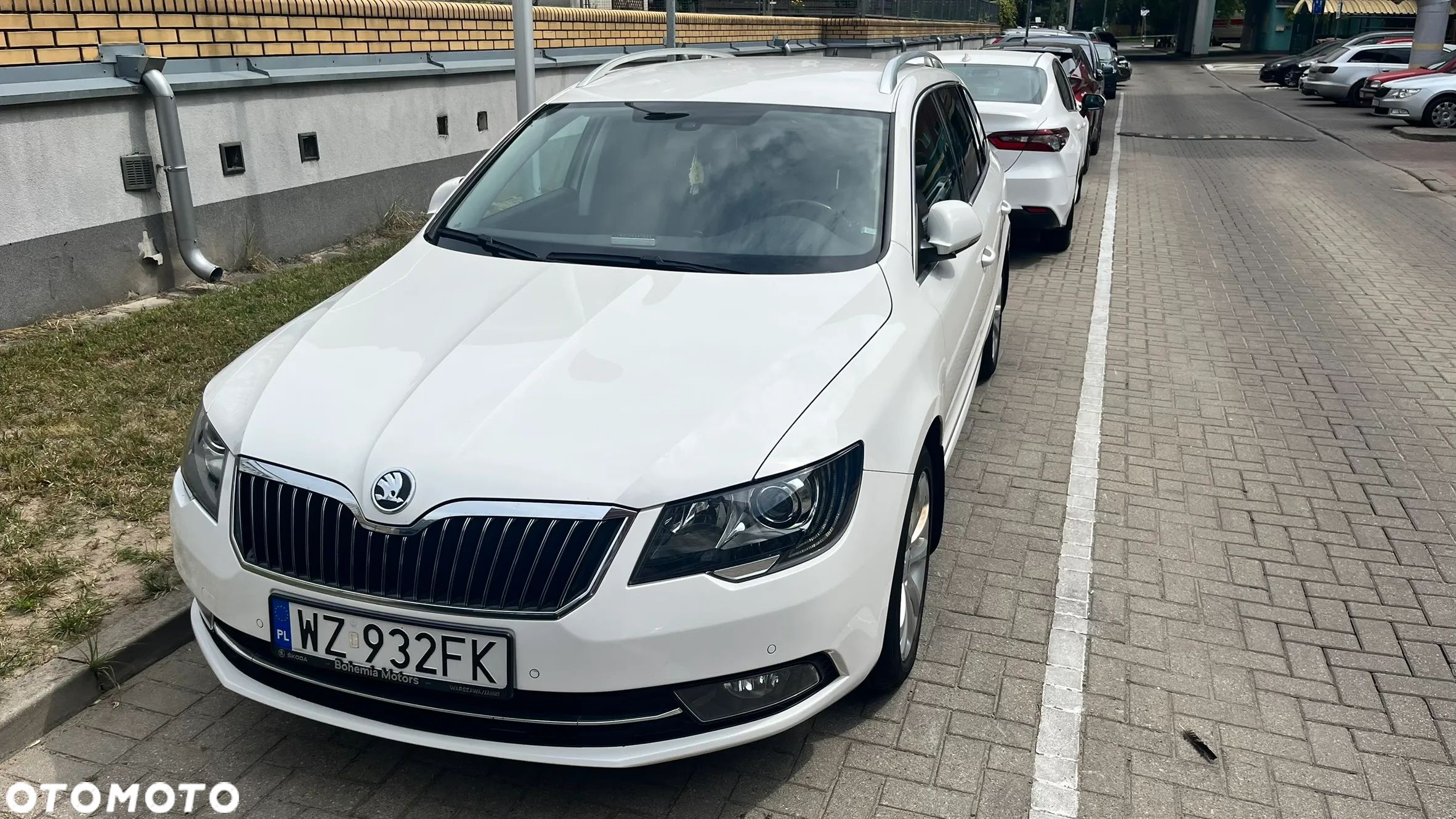 Skoda Superb 2.0 TDI Ambition DSG - 1