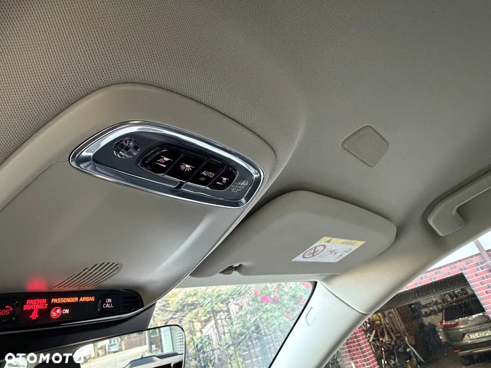 Volvo V60 D4 Inscription - 35