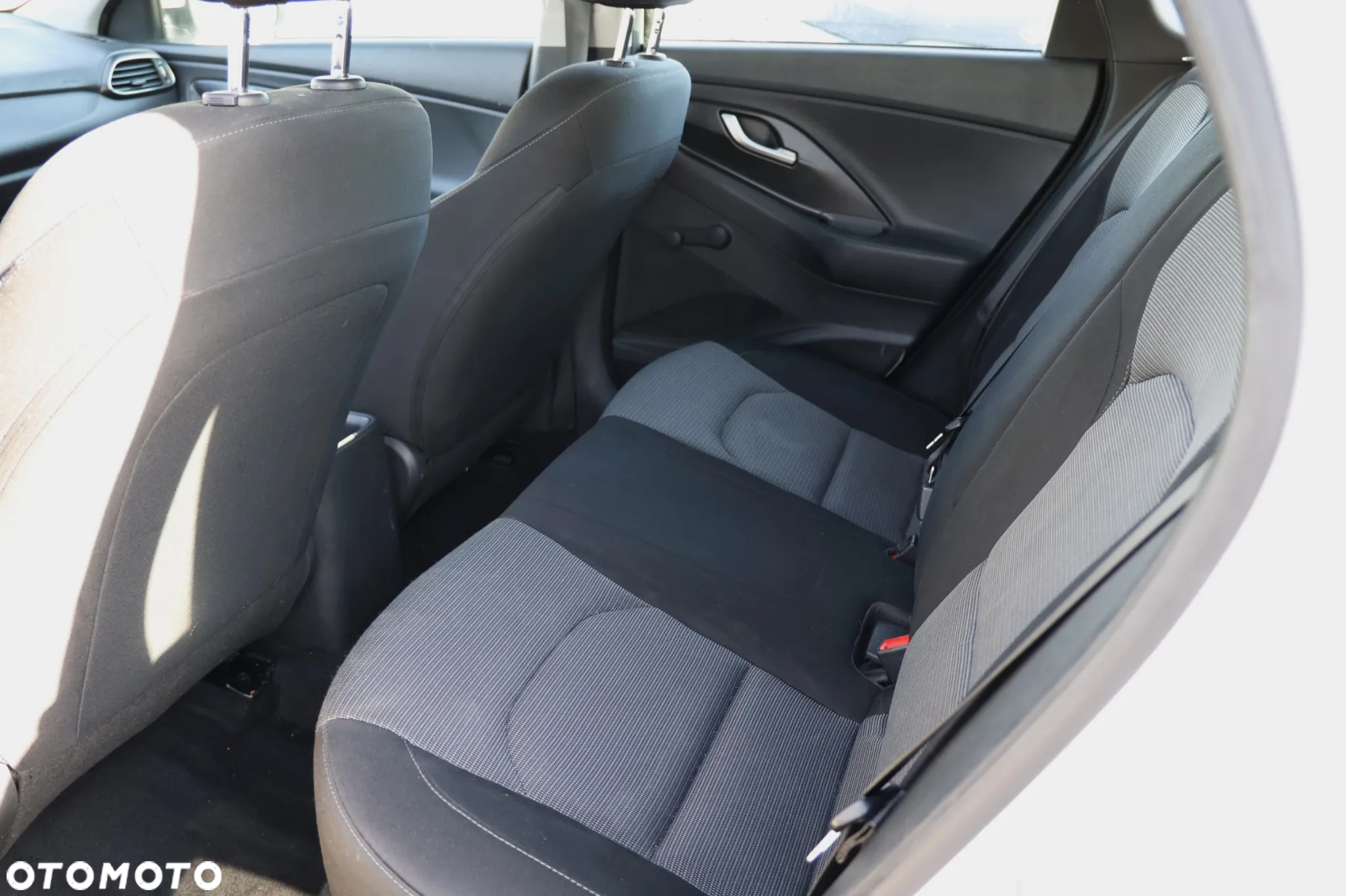 Hyundai i30 1.6 CRDI Trend - 13