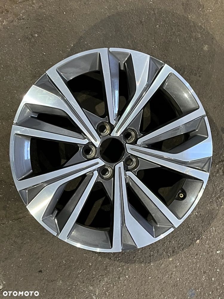 Felgi Peugeot 7J x 17 ET 40 9814117977 508 3008 5008 1szt. - 1