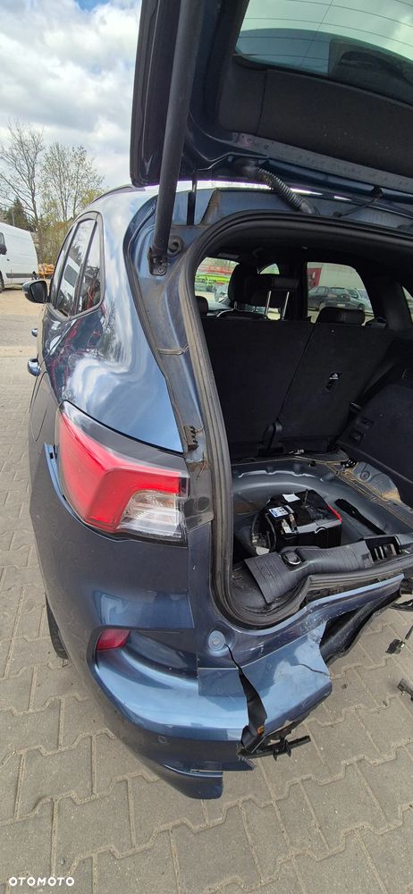 Ford Kuga 2.5 FHEV AWD ST-Line X - 17