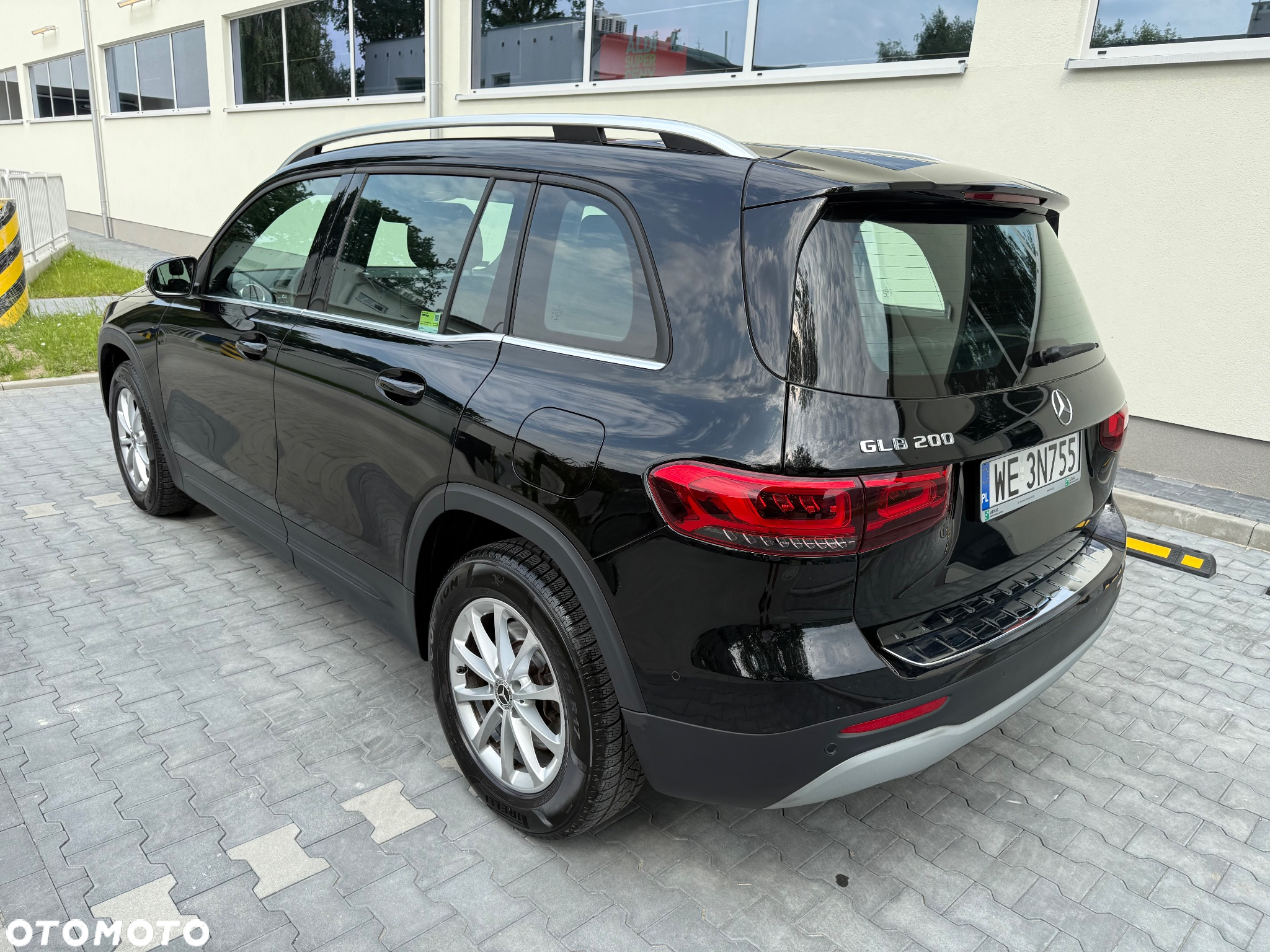 Mercedes-Benz GLB 200 7G-DCT - 9