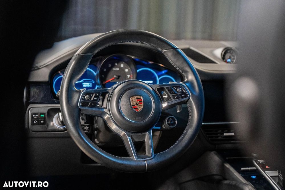 Porsche Cayenne Standard - 23