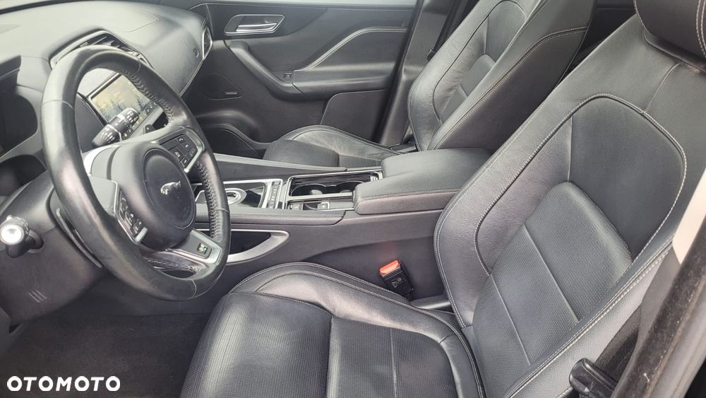 Jaguar F-Pace 20d AWD R-Sport - 10