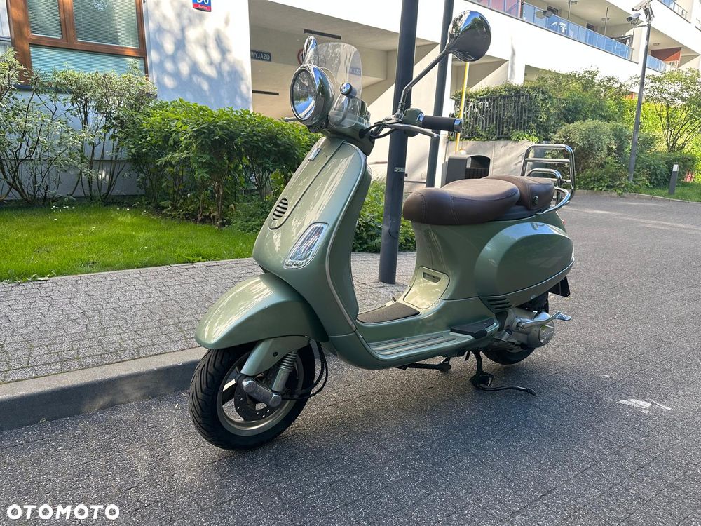 Piaggio Vespa - 2