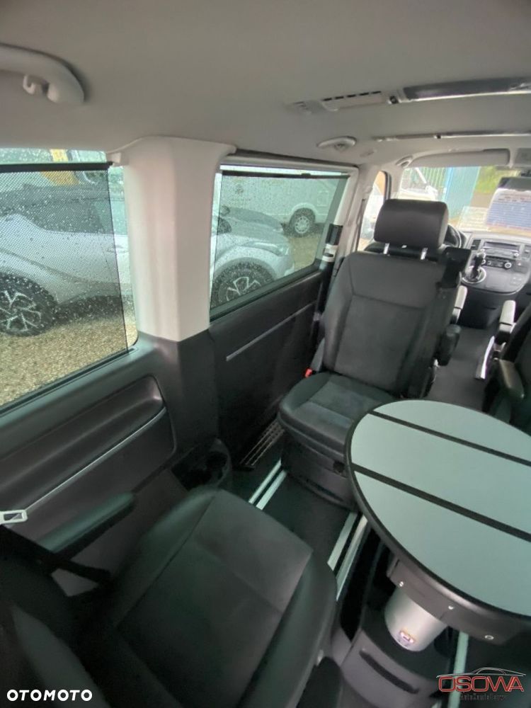 Volkswagen Multivan - 26