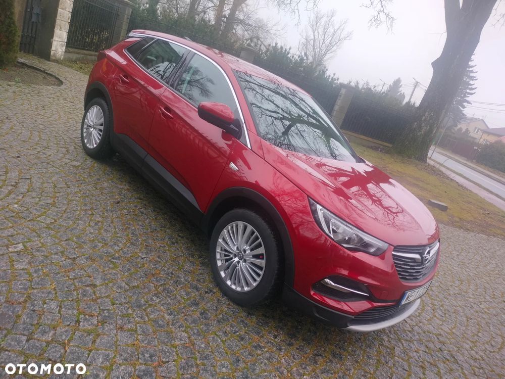 Opel Grandland X 1.2 T GPF Design&Tech S&S - 3