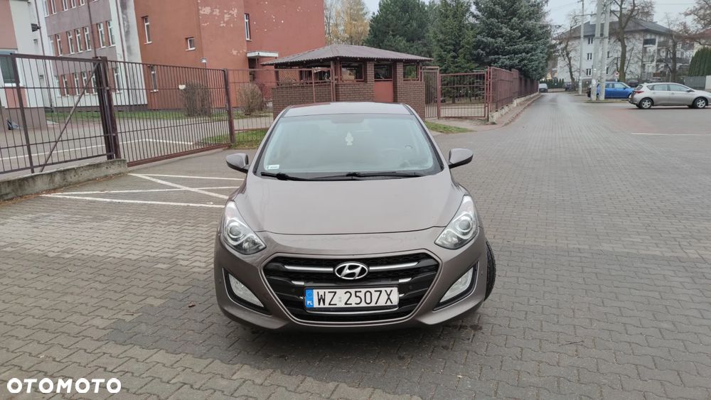 Hyundai i30 1.6 CRDi Classic + - 2