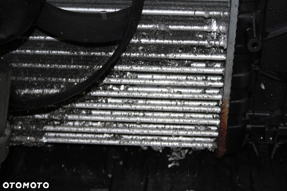 skoda fabia ii lift 10r- pas przedni chłodnice komplet 1.2 benzyna - 9