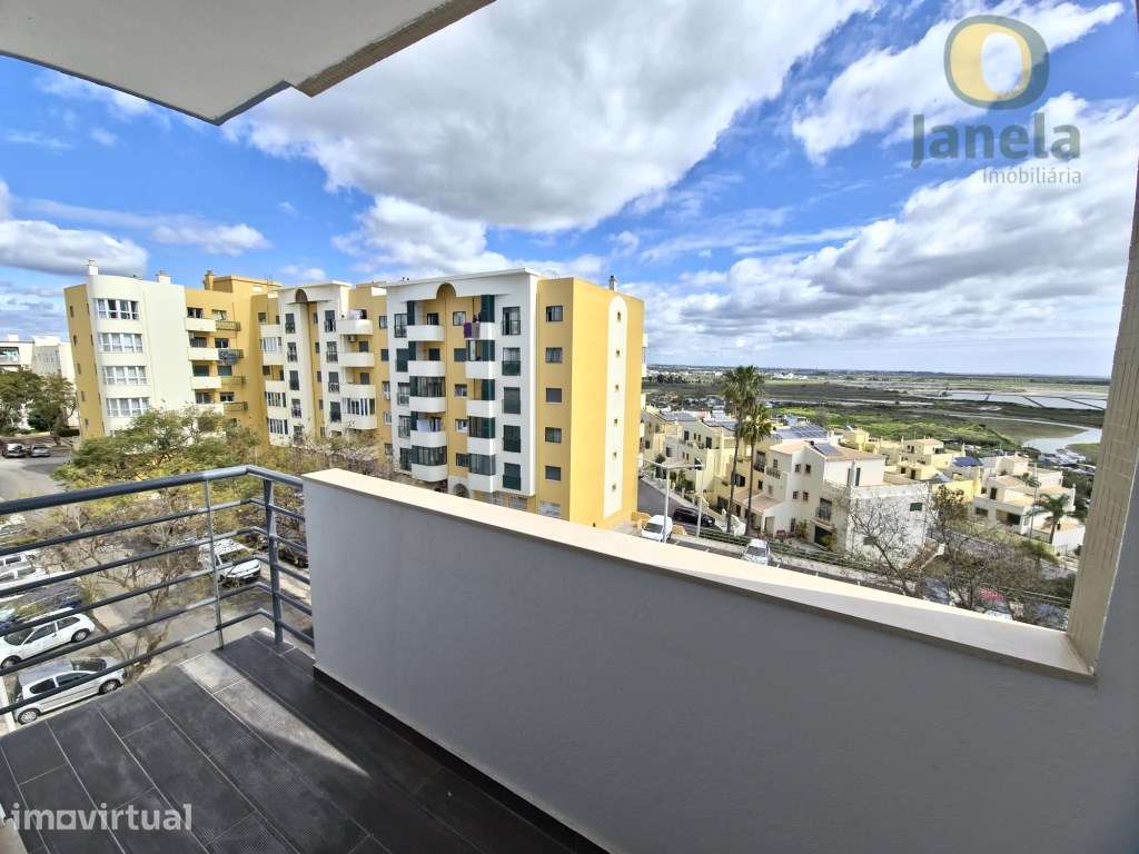 Amplo apartamento T3 com vistas deslumbrantes para a Ria Formosa e ... - Grande imagem: 3/24