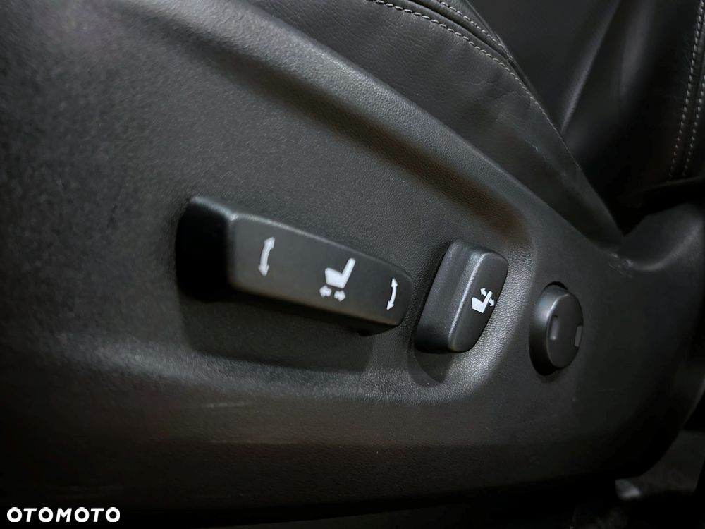 Toyota Land Cruiser LC 2.8 D-4D Invincible - 31