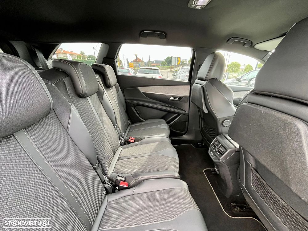 Peugeot 5008 1.2 PureTech GT EAT8 - 14