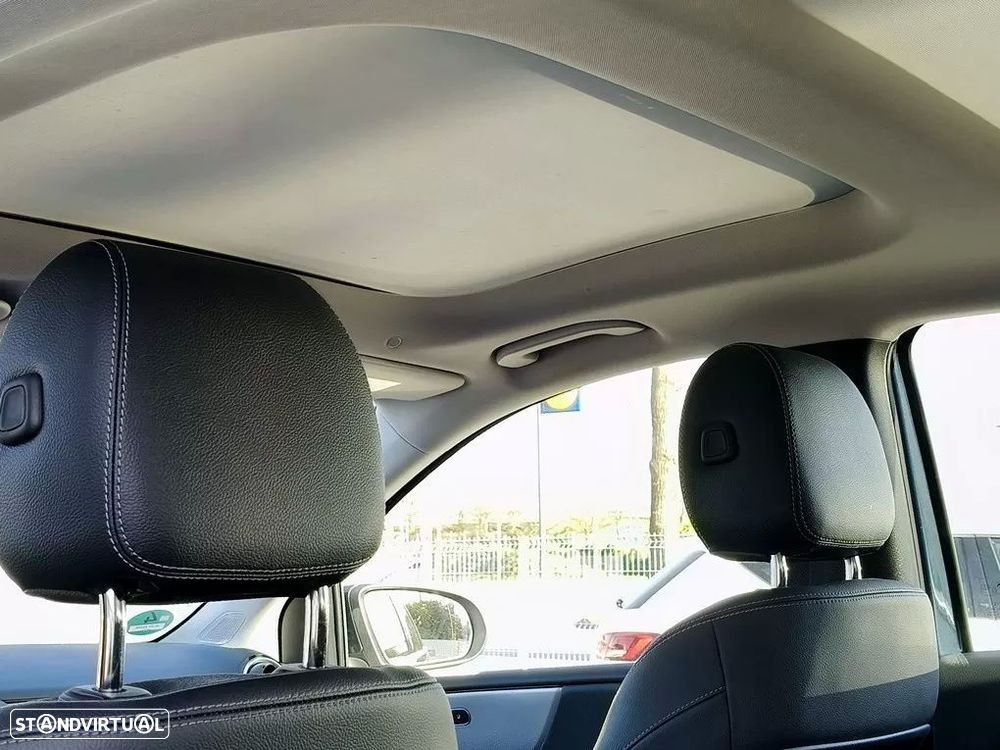 Mercedes-Benz B 250 e 8G-DCT Style - 31