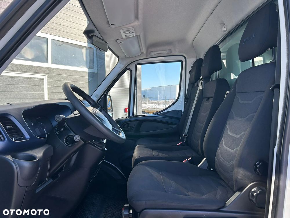 Iveco Daily 35C18 3.0 HPI Hi-Matic Kontener 8 palet + winda 750kg + drzwi boczne **Wysoki kontener**KLIMA**Serwis**Sprowadzony** - 12