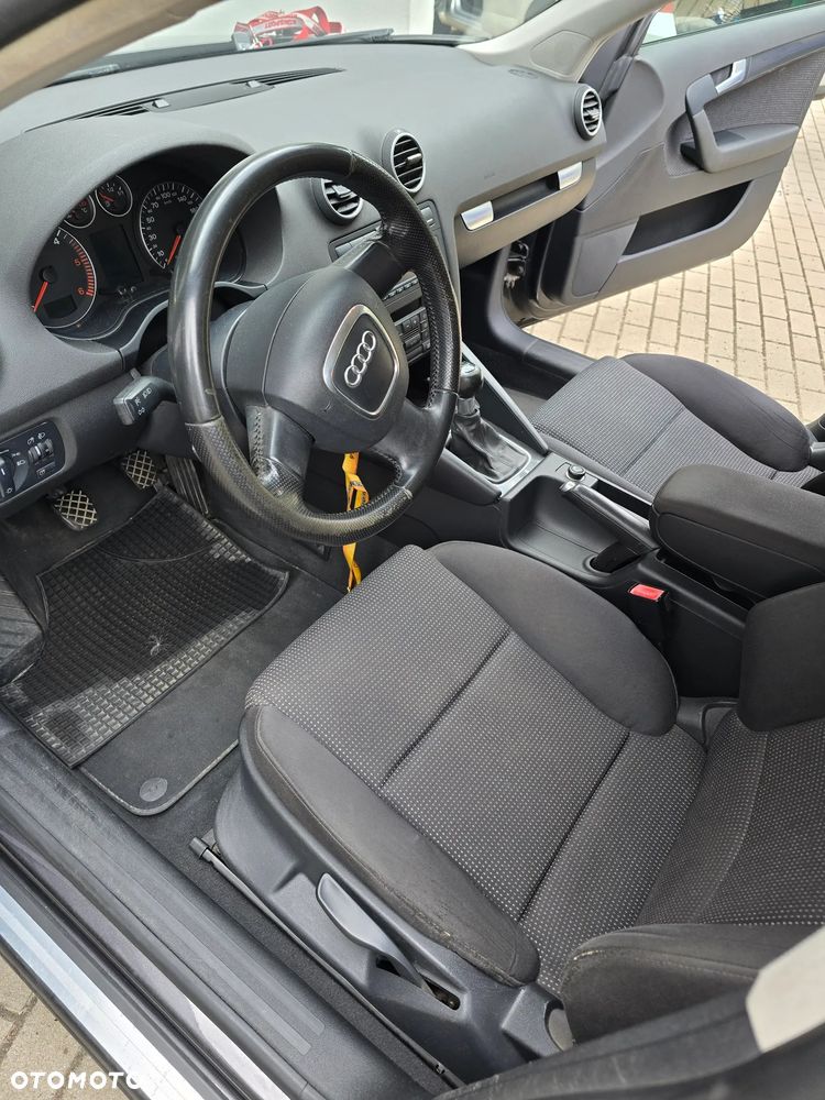 Audi A3 Sportback 1.9 TDI Ambiente - 10