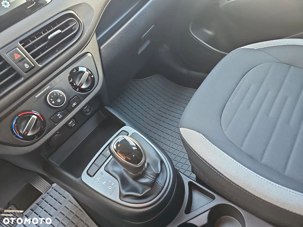 Hyundai i10 1.2 Premium - 17