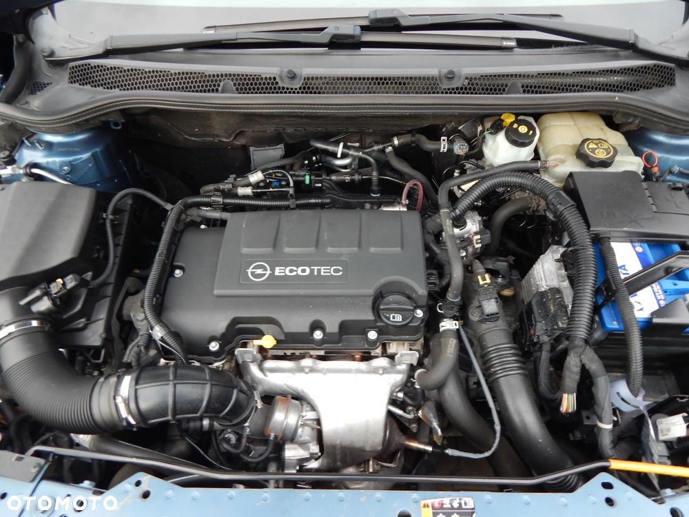 Opel Astra 1.4 T Cosmo EU6 - 35