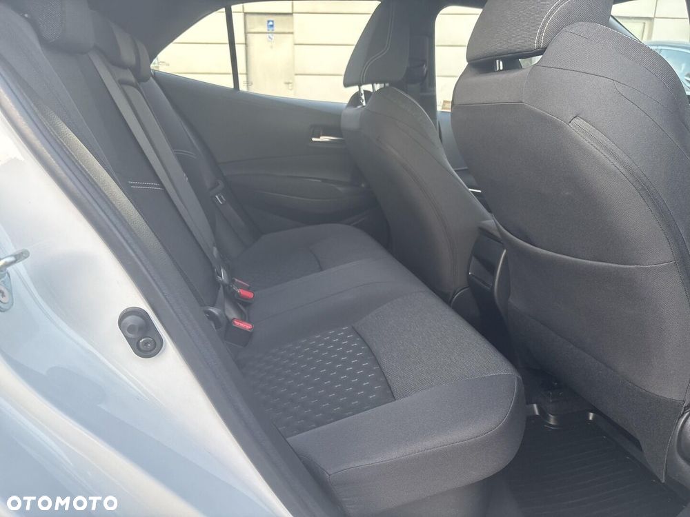 Toyota Corolla - 11