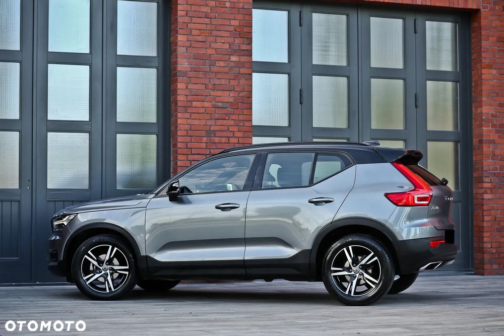 Volvo XC 40 D3 AWD Geartronic R-Design - 11