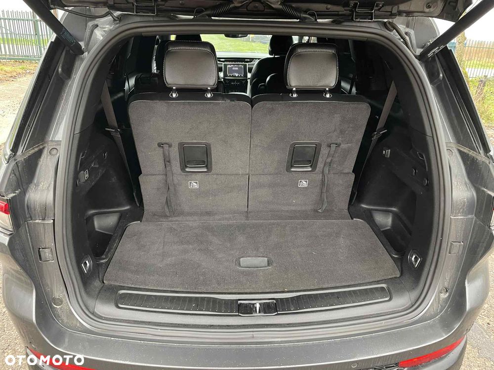 Jeep Grand Cherokee - 20