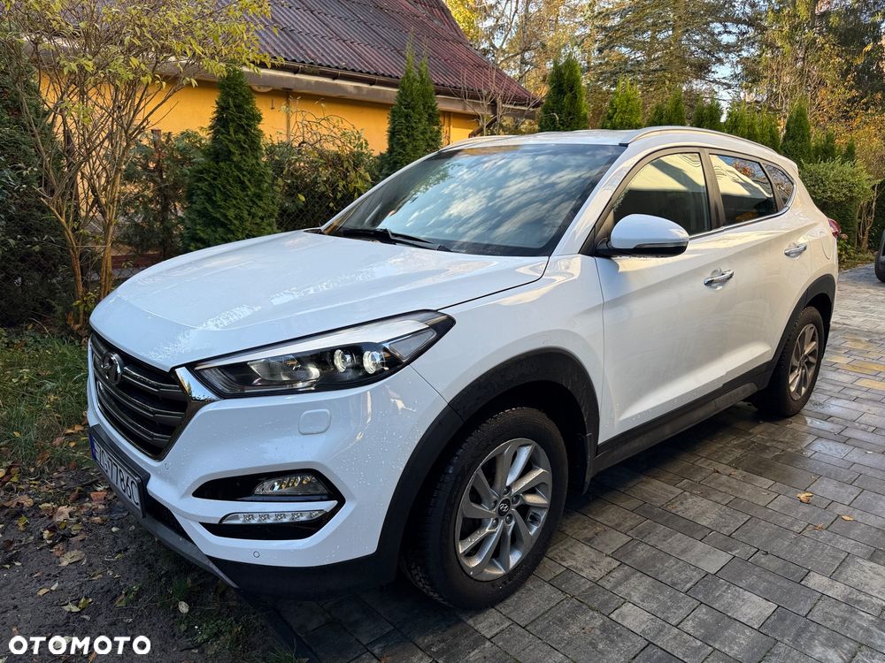 Hyundai Tucson 2.0 CRDI BlueDrive Style 2WD - 1