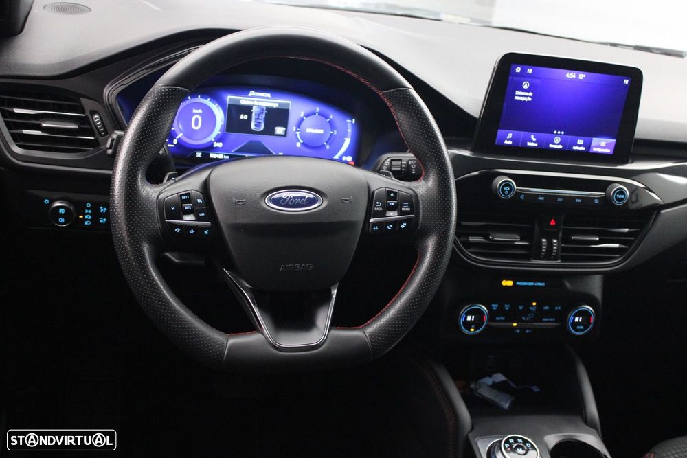 Ford Kuga 1.5 TDCi EcoBlue Titanium Aut. - 42