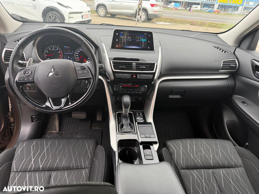 Mitsubishi Eclipse-Cross 1.5-litre 16-valve DOHC MIVEC Intense Aut. - 6