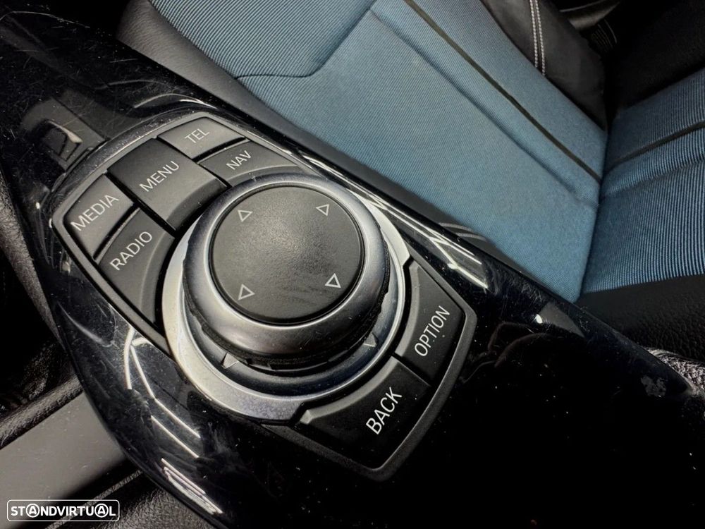 BMW 120 d Sport Line - 16