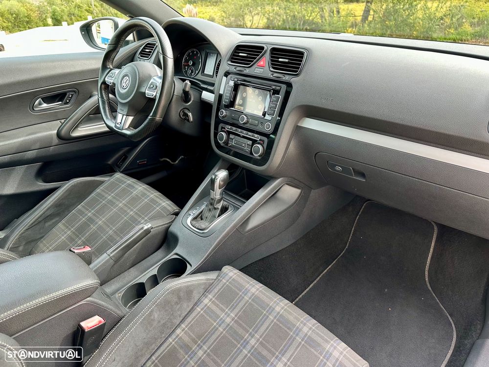 VW Scirocco 2.0 TSI Sport DSG - 7