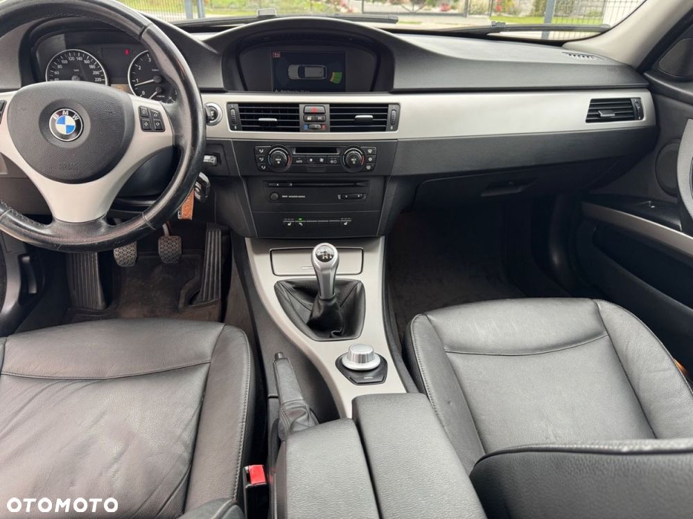 BMW Seria 3 - 13