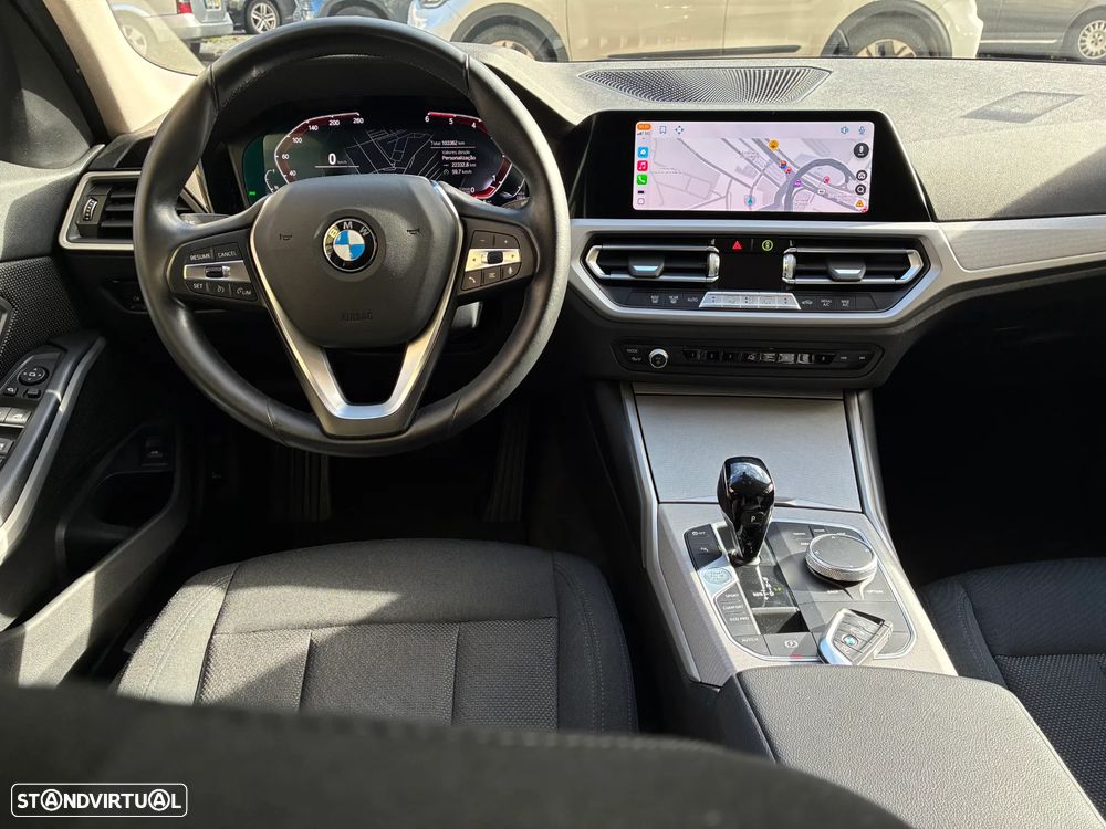 BMW 318 d Auto - 2