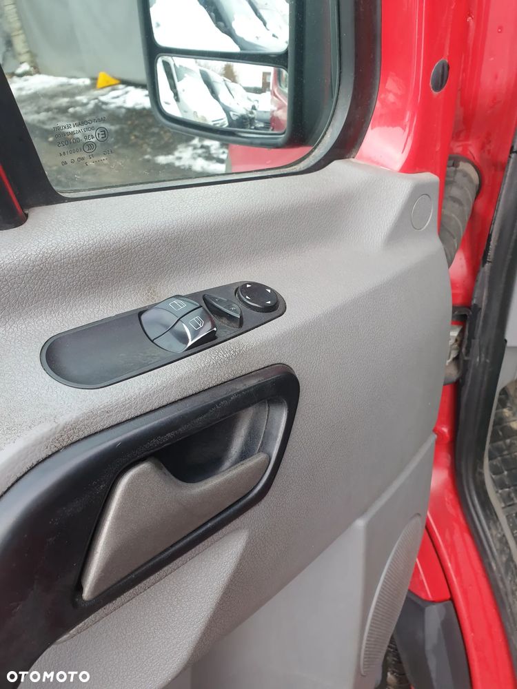 Mercedes-Benz sprinter - 12