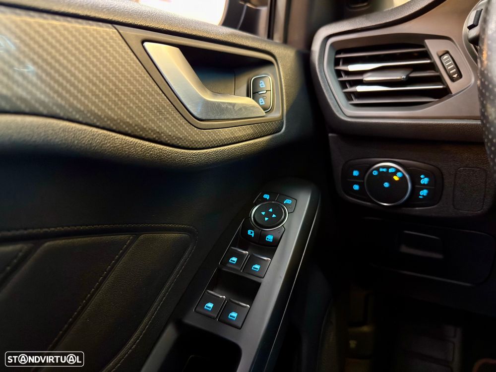 Ford Focus SW 1.0 EcoBoost ST-Line Aut. - 22