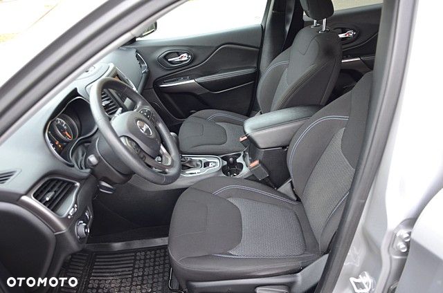 Jeep Cherokee 3.2 V6 Active Drive I Overland - 29