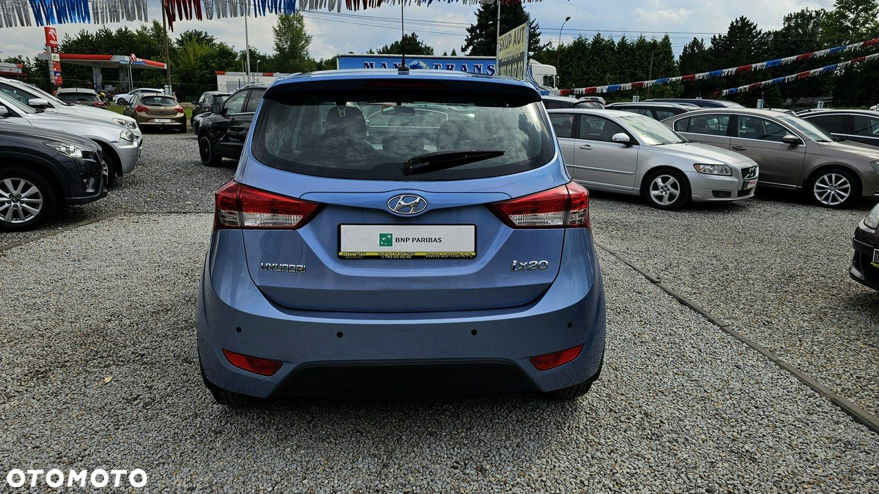 Hyundai ix20 - 11