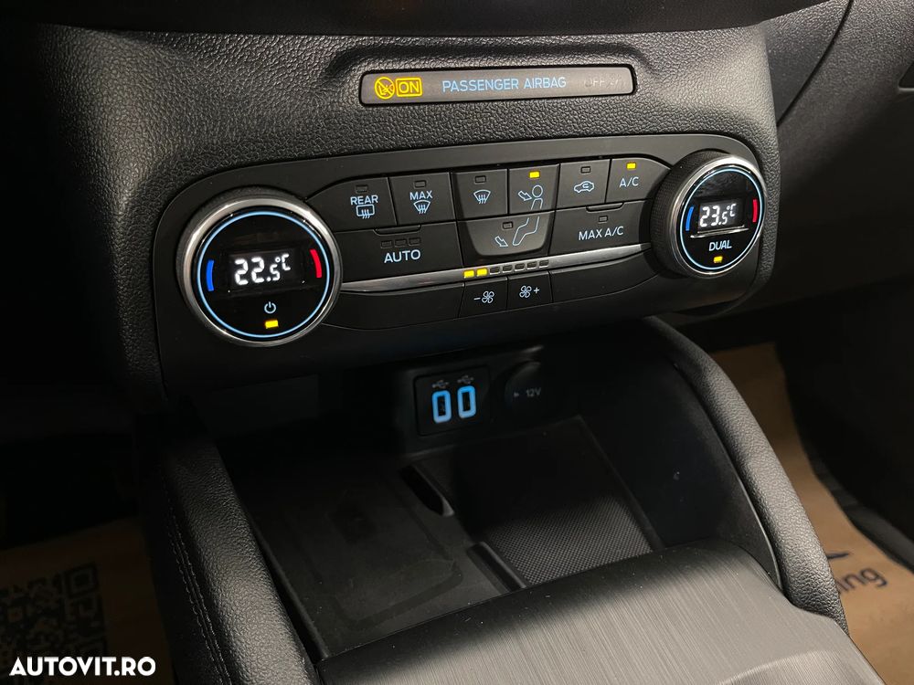 Ford Kuga 2.5 Duratec FHEV TITANIUM - 20